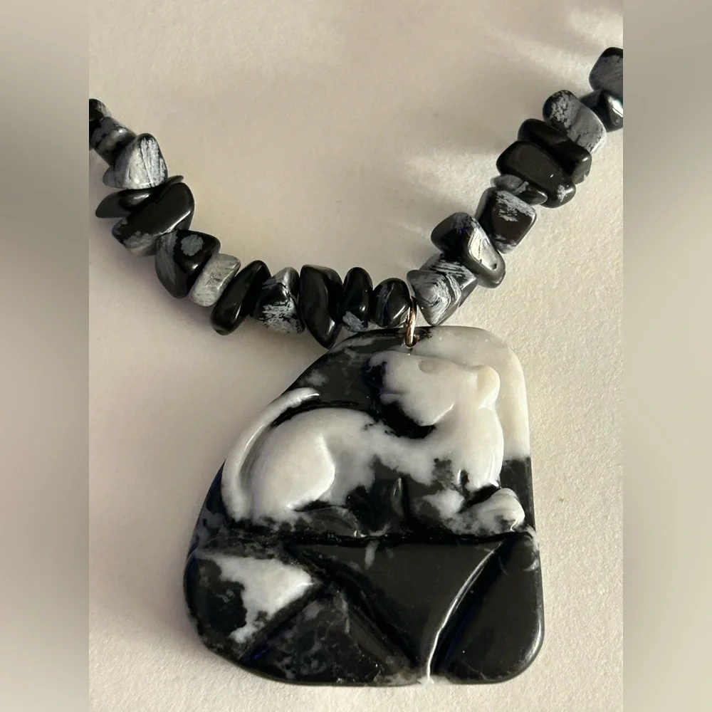 Vintage Necklace Lion Cub hand-carved Jasper stone, Snowflake Obsidian beads